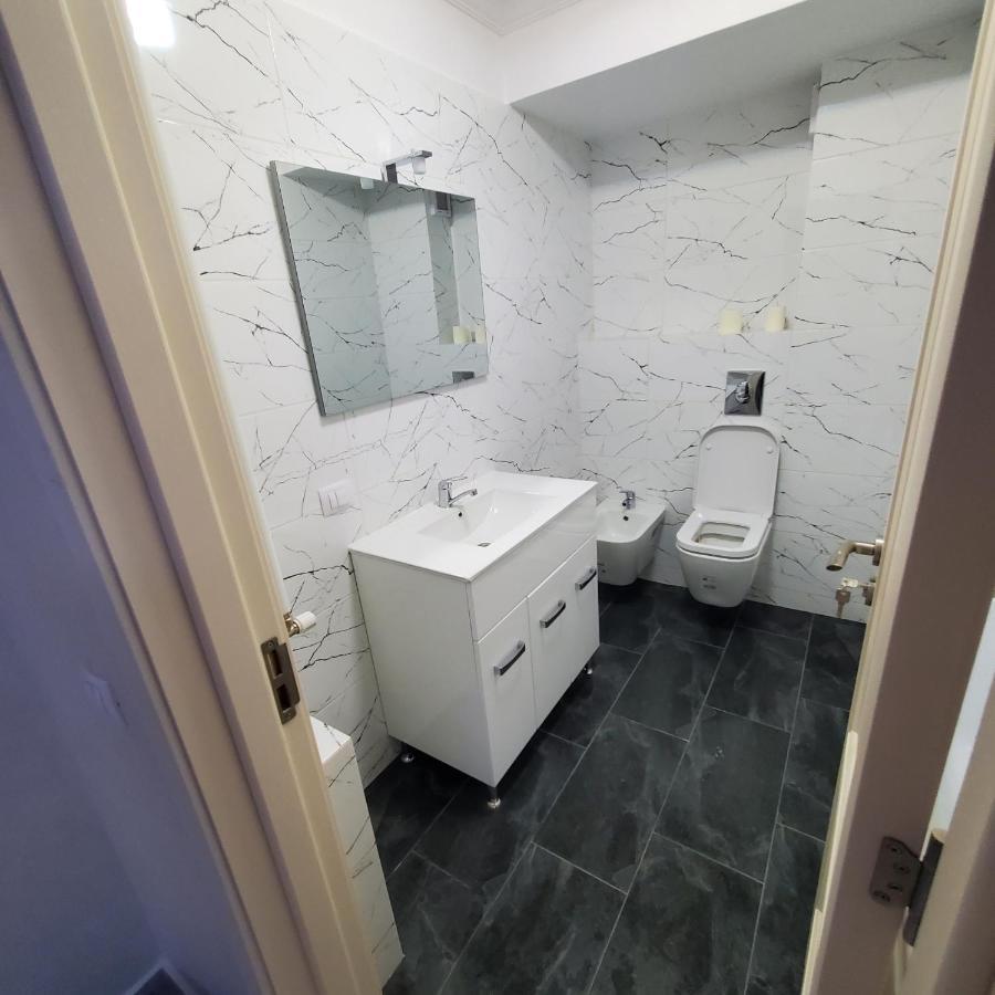 Luxury Apartament Bacovia Bacău Buitenkant foto