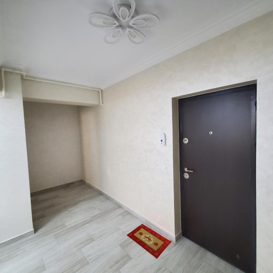 Luxury Apartament Bacovia Bacău Buitenkant foto