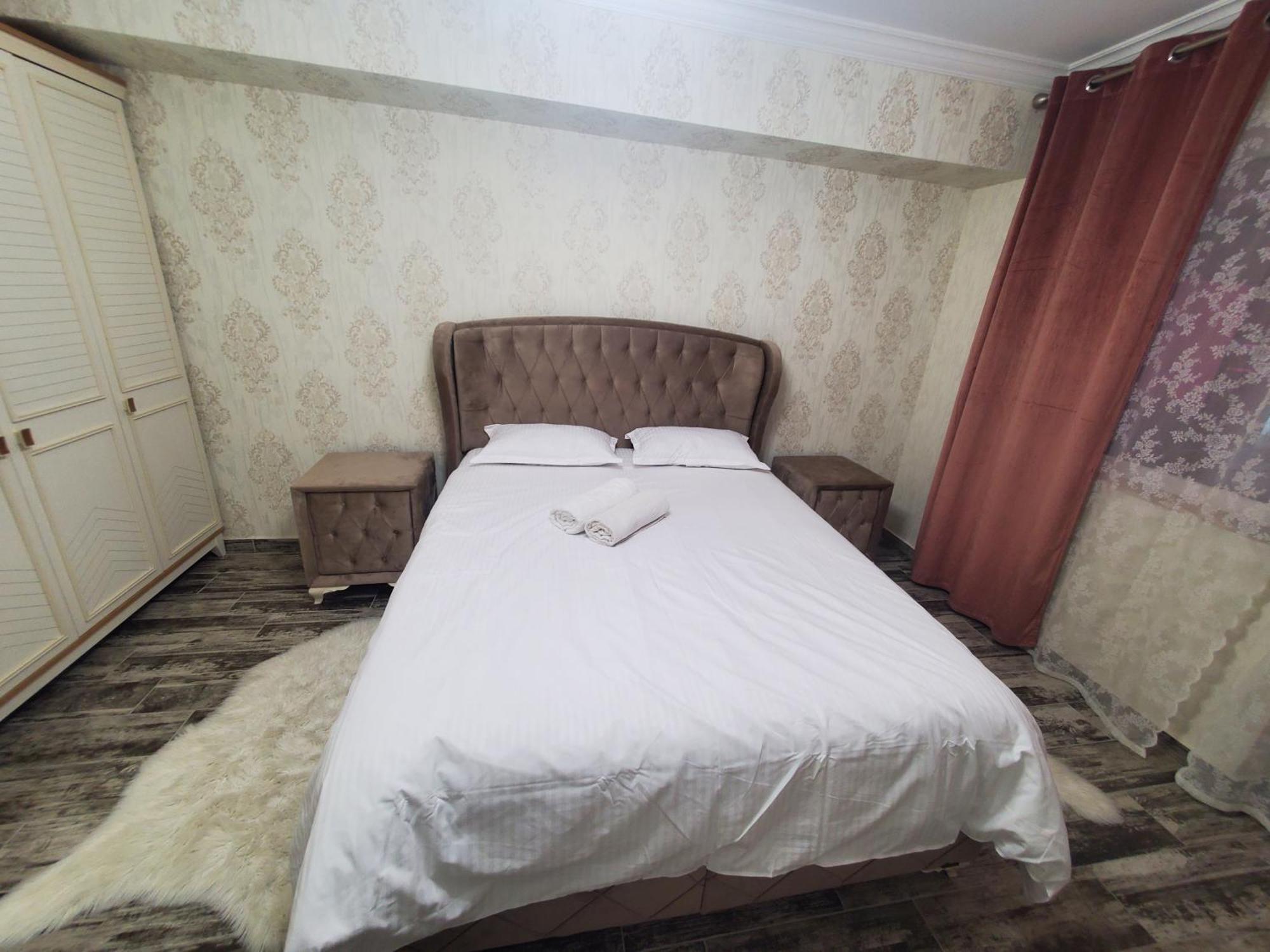 Luxury Apartament Bacovia Bacău Buitenkant foto