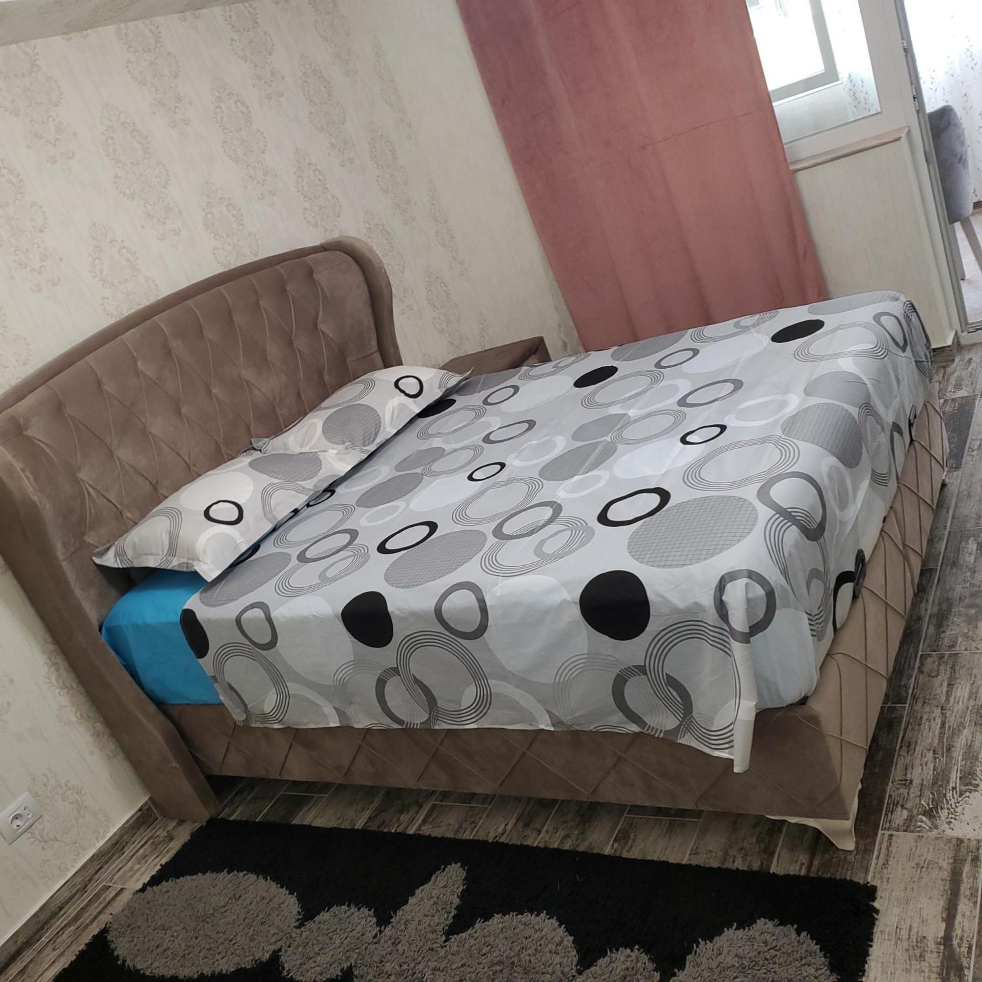Luxury Apartament Bacovia Bacău Buitenkant foto